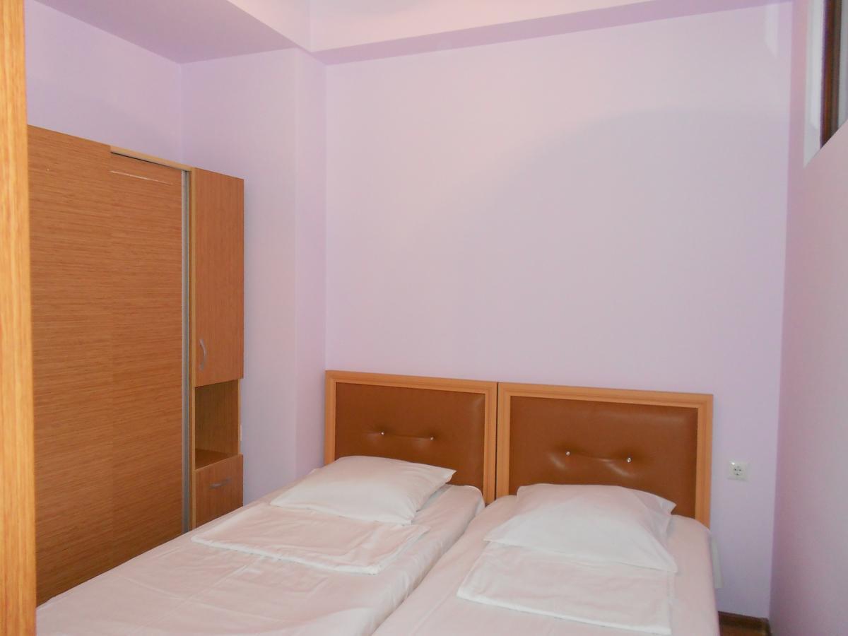 Ucha'S Apartment Batumi Ngoại thất bức ảnh