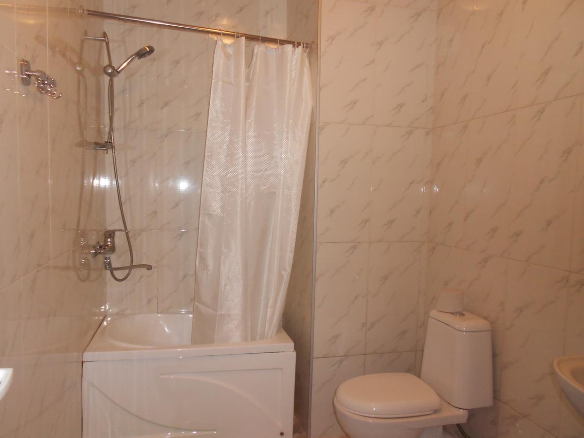 Ucha'S Apartment Batumi Ngoại thất bức ảnh