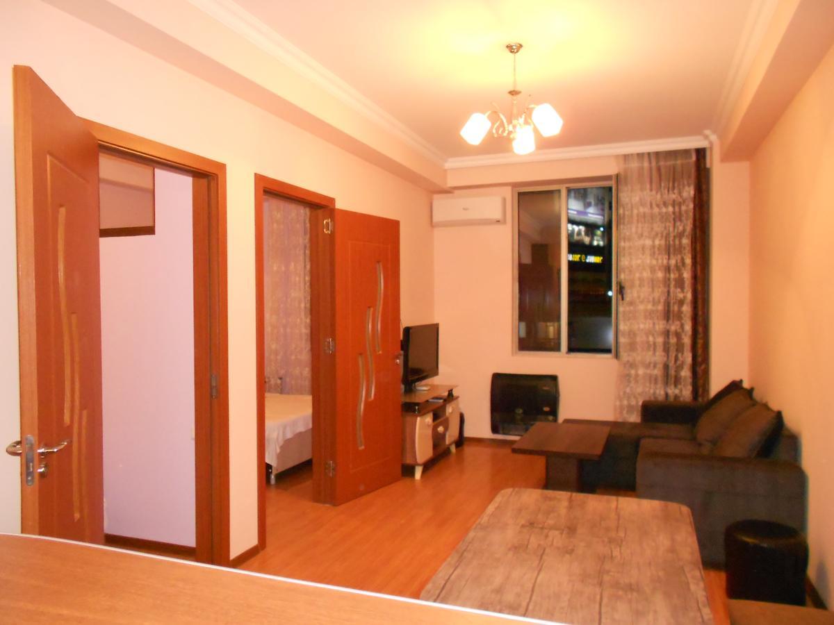 Ucha'S Apartment Batumi Ngoại thất bức ảnh